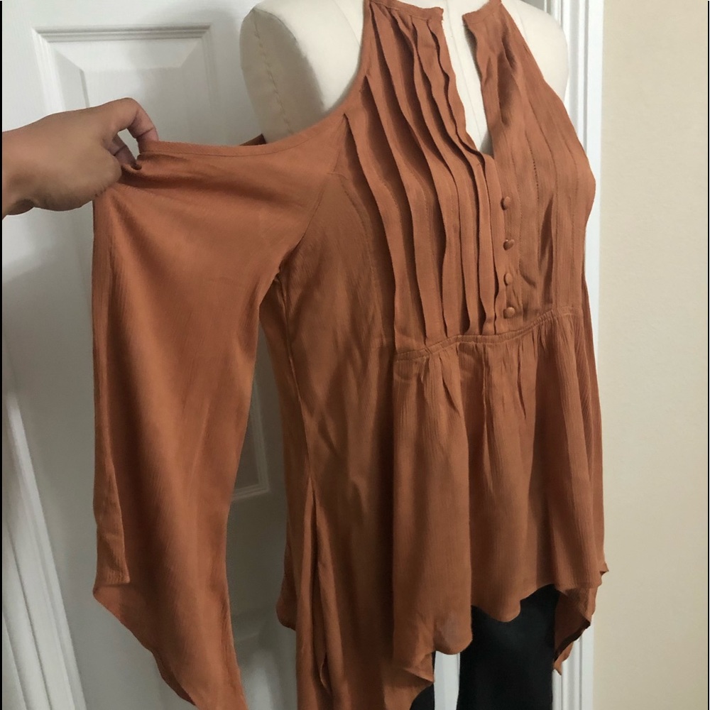 Fashion Line - Picture 3 of 5